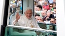 Pope Benedict XVI has praised the great generosity of American Catholics in welcoming new immigrants.